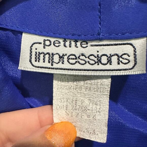 Vintage Cobalt Blue Satin Blouse Rhinestone Buttons Timeless Effortless Elegance - Picture 9 of 9